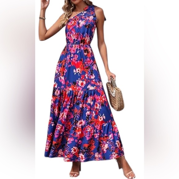 Pretty Garden Dresses & Skirts - Pretty Garden Floral Maxi Dress in Blue and Red Size Large I#107